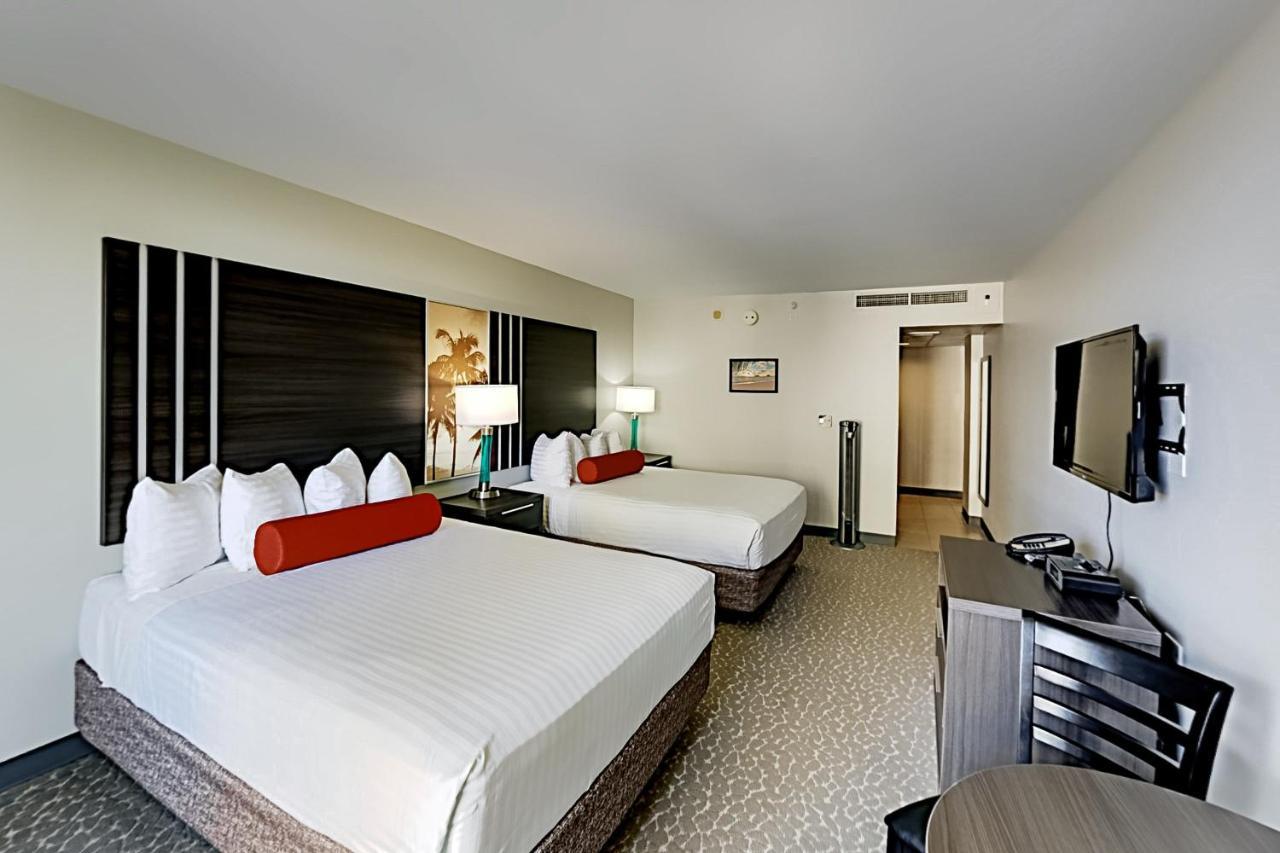 Apartament Aqua Palms Waikiki Ocean View Lanai Parking Included Honolulu Zewnętrze zdjęcie