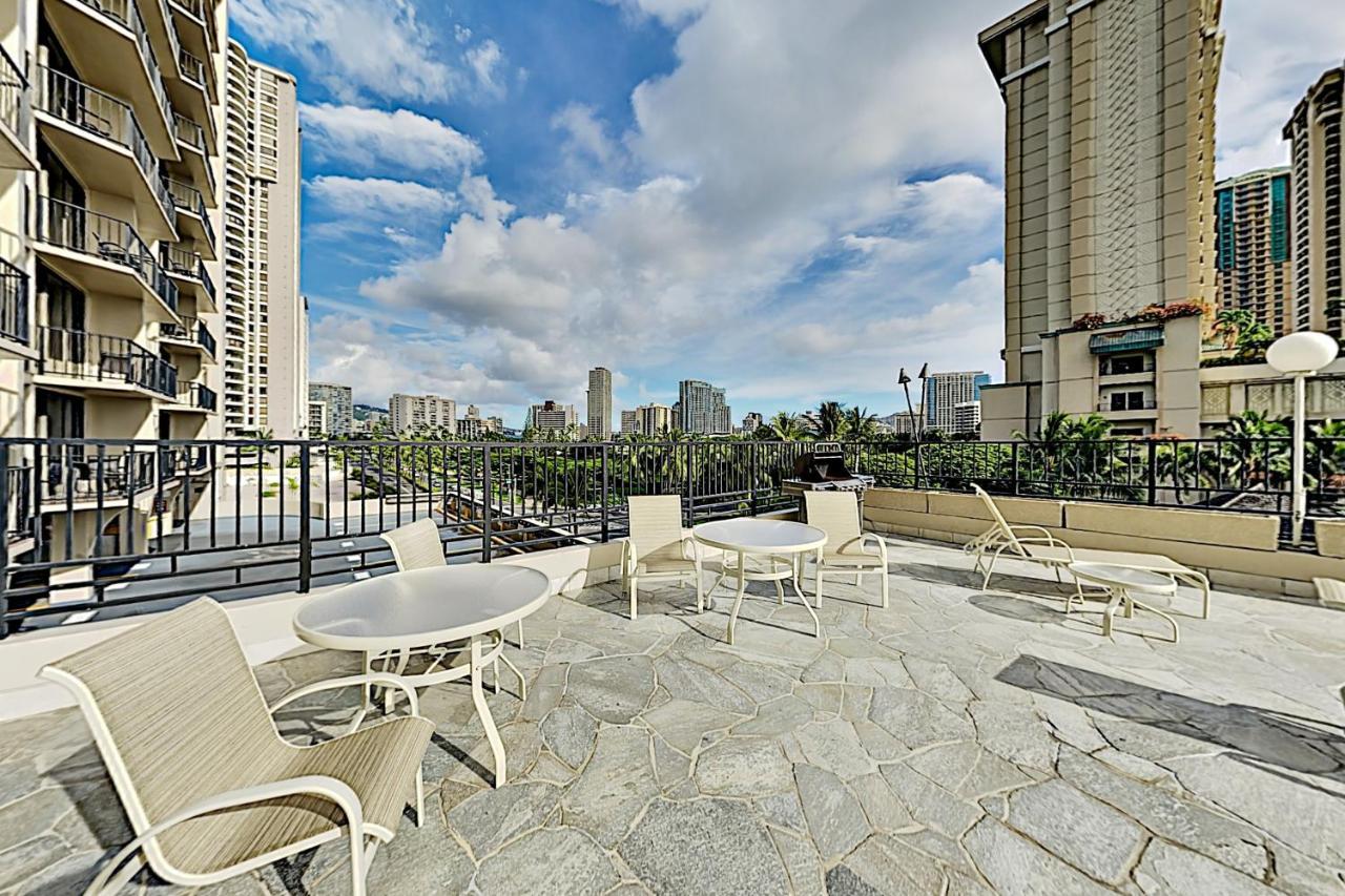 Apartament Aqua Palms Waikiki Ocean View Lanai Parking Included Honolulu Zewnętrze zdjęcie